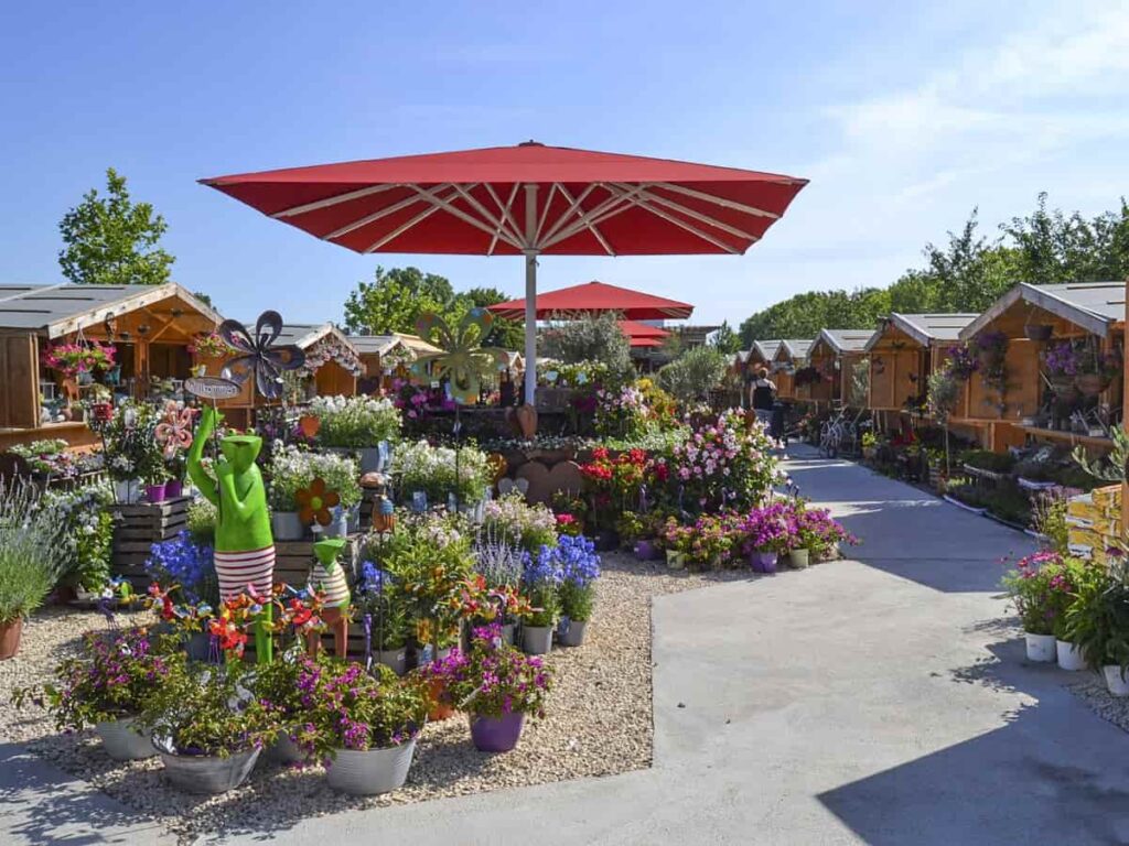 gartenterrasse mit ts txs sonnenschirm